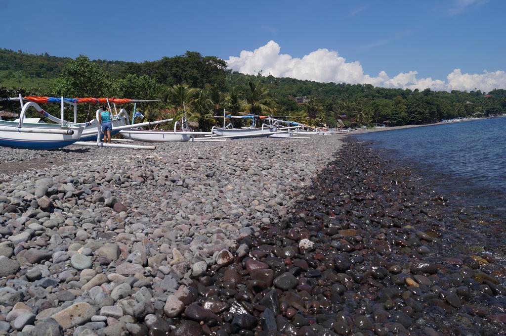 Villa Mangga Beach Amed  Exterior photo